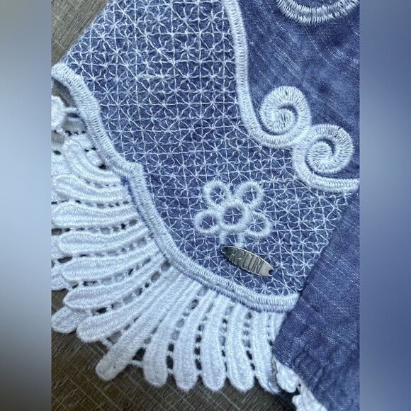 RIP CURL Crochet Lace Embroidered Halter Tank Top Women’s Medium Boho Western - Picture 7 of 12